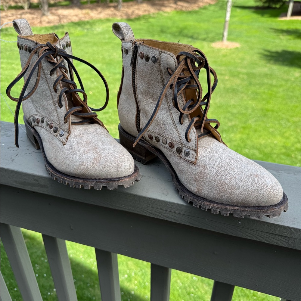 Old Gringo Tan and Cream Combat Moto Boots